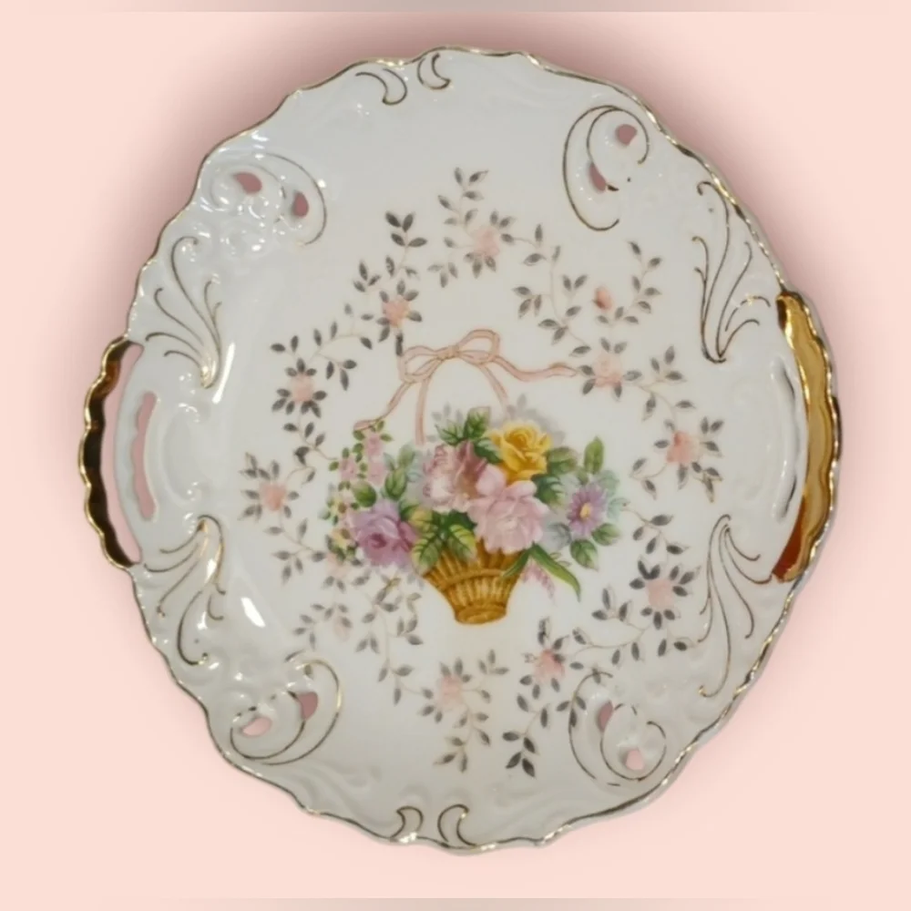 1959 Gold-Trimmed Floral Porcelain Plate